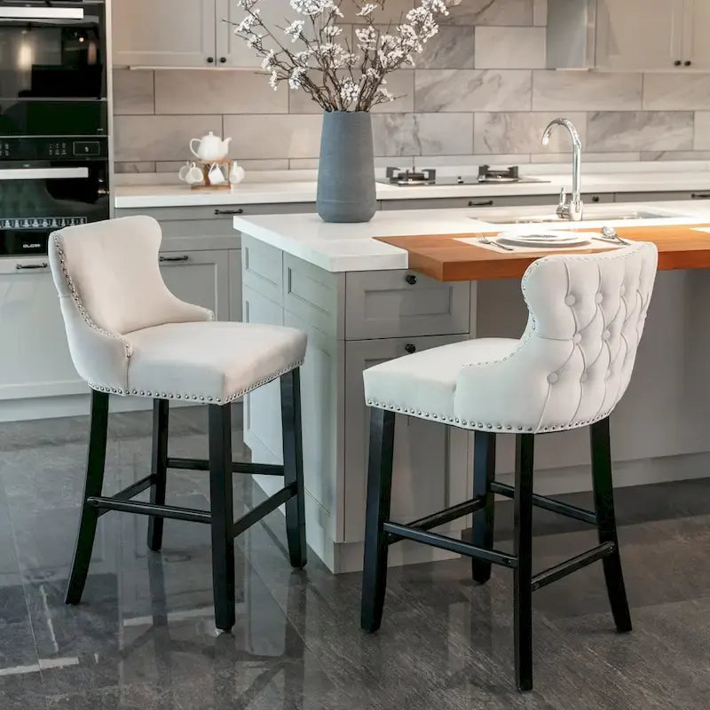Tabourets de bar à dossier ailé en velours capitonné – Lot de 2