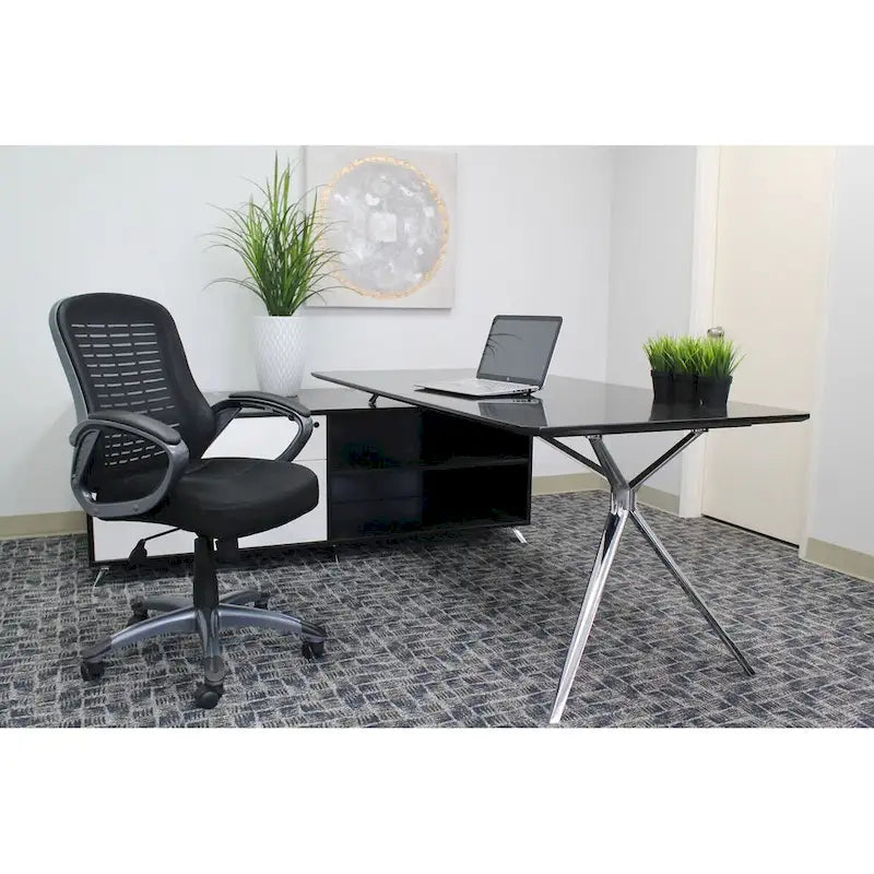 Chaise de bureau à dossier haut et maillé avec nervures