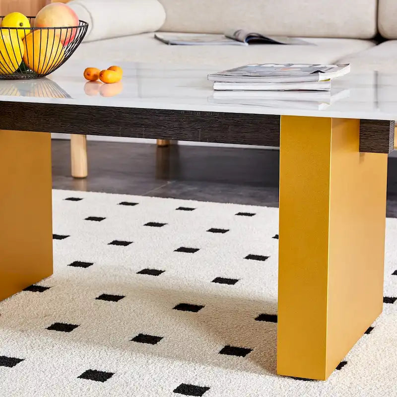 Table basse en verre trempé avec pieds colonnes en MDF