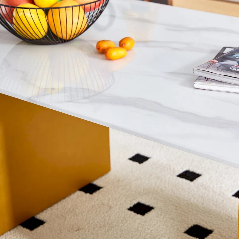 Table basse en verre trempé avec pieds colonnes en MDF